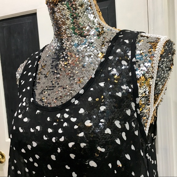 Timing tank with 1/4 zip back translucent w/hearts - Picture 6 of 7